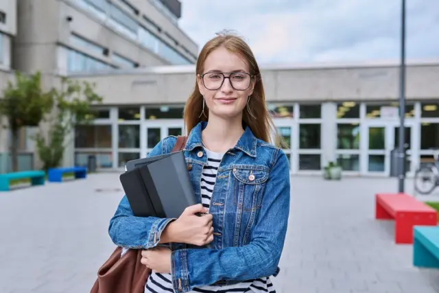 Estudiantes Beca MEC